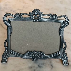 Vintage Metal Picture Frame for 3 1/2”x5” Photo